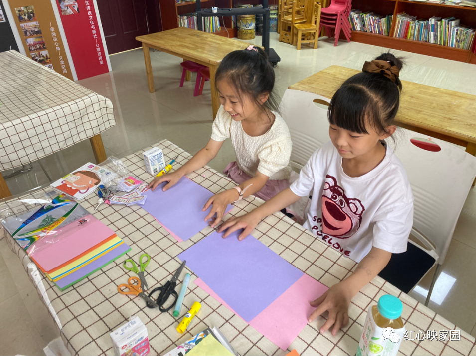 社区儿童之家第一期：创意手工贺卡制作活动