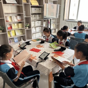 爱民佳苑社区开展“童眼看世界，书香润童年”主题阅读实践活动 ... ...