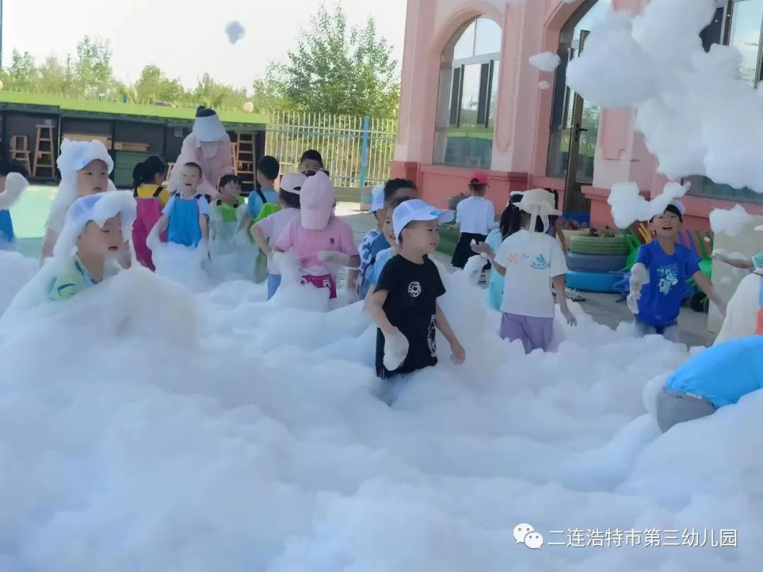 【保育教育】清凉夏日 戏水消暑——二连浩特市第三幼儿园开展戏水消暑游戏活动 ...