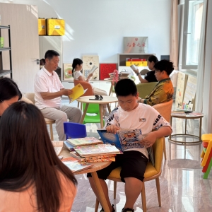 “不负春光，书香陪伴”兴华街道办事处华埠社区儿童之家书香社区主题活动 ... ...