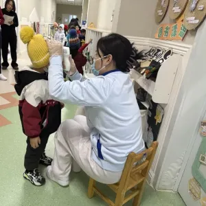 二连浩特市第三幼儿园组织开展“儿童视角下优化半日活动”观摩评比活动 ...